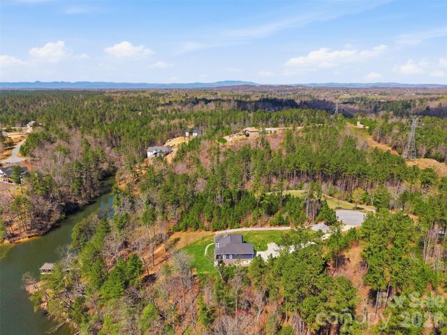 5736 Main Channel Point 36, Granite Falls, NC 28630