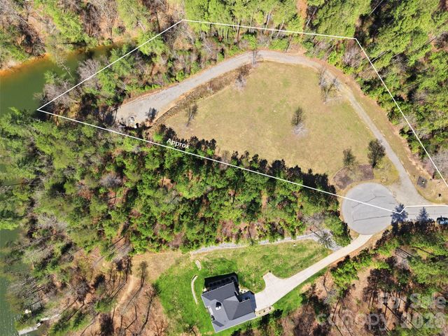 5736 Main Channel Point 36, Granite Falls, NC 28630