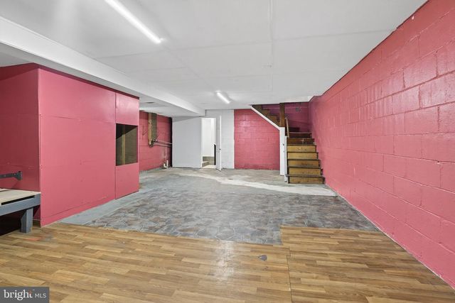 311 N BROAD ST, Lancaster, PA 17602