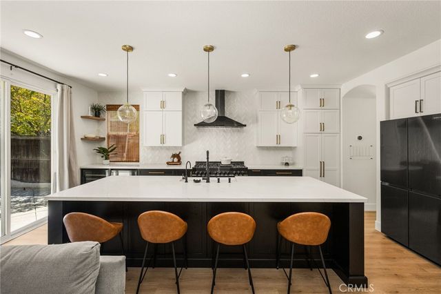 7565 E Crown Pkwy, Orange, CA 92867