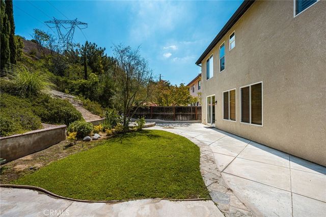 7565 E Crown Pkwy, Orange, CA 92867