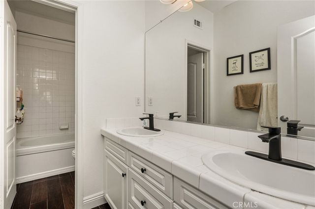 7565 E Crown Pkwy, Orange, CA 92867