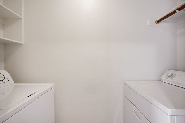 1005 Sussex Drive, Forney, TX 75126