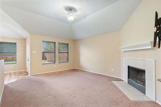 1005 Sussex Drive, Forney, TX 75126