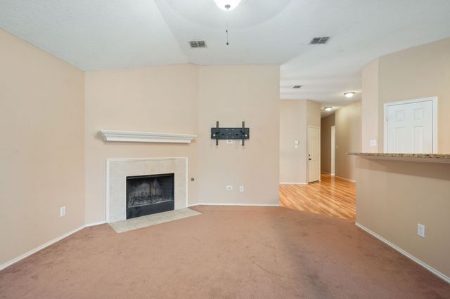 1005 Sussex Drive, Forney, TX 75126