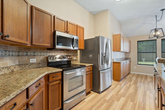 1005 Sussex Drive, Forney, TX 75126