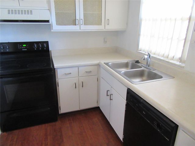 1143 85TH TERRACE N C, St Petersburg, FL 33702