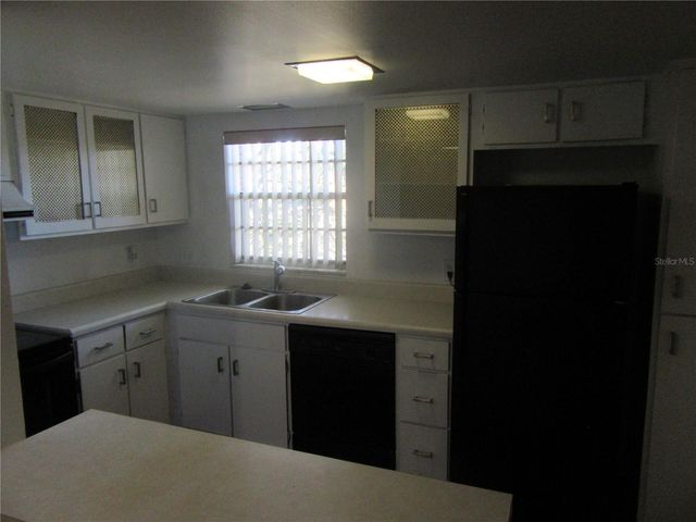 1143 85TH TERRACE N C, St Petersburg, FL 33702