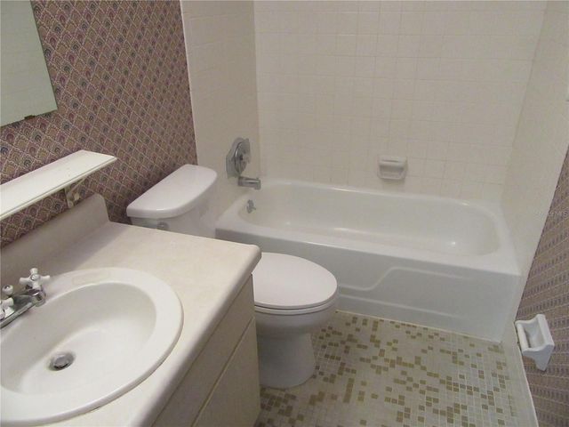 1143 85TH TERRACE N C, St Petersburg, FL 33702