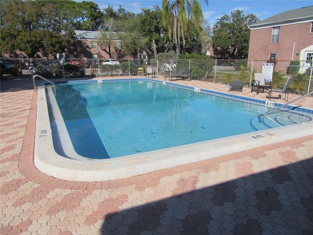 1143 85TH TERRACE N C, St Petersburg, FL 33702