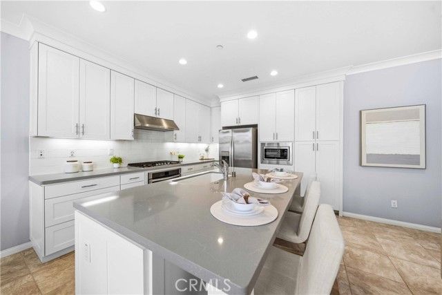 125 Island Coral, Irvine, CA 92620