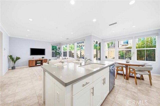 125 Island Coral, Irvine, CA 92620