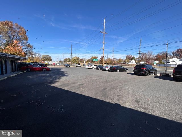 124 BLACK HORSE, West Collingswood Heights, NJ 08059