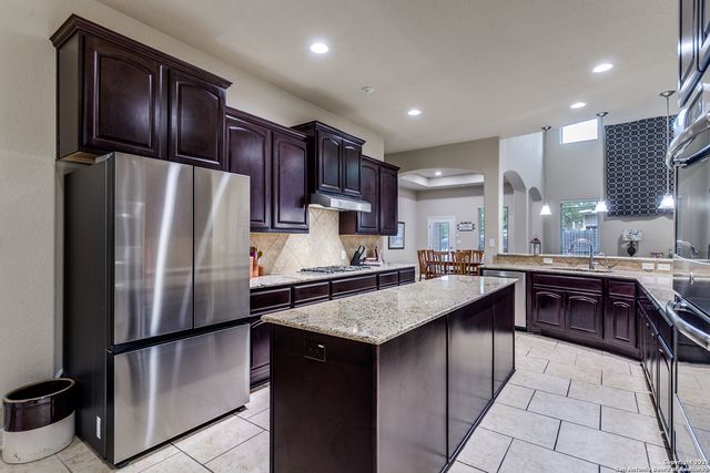 701 Morningside, Terrell Hills, TX 78209