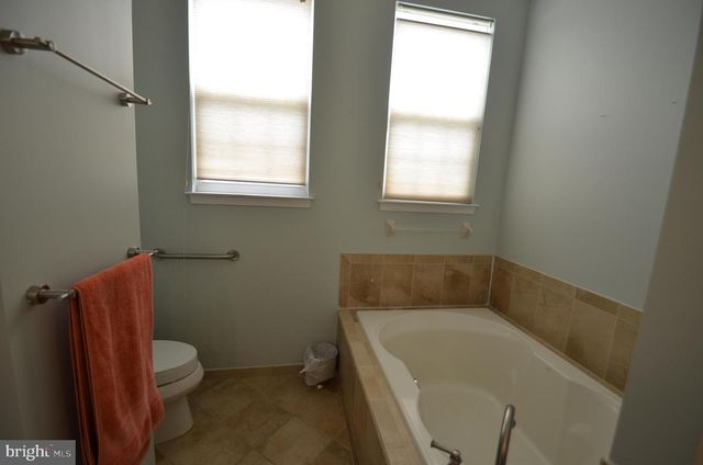 5 EINSTEIN WAY, East Windsor, NJ 08512