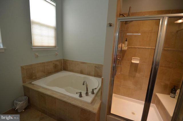 5 EINSTEIN WAY, East Windsor, NJ 08512