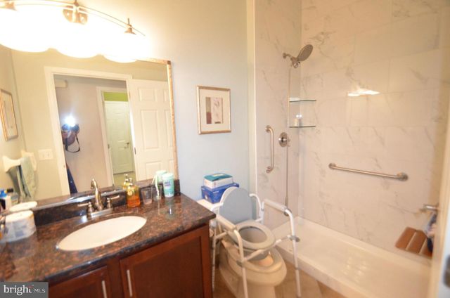 5 EINSTEIN WAY, East Windsor, NJ 08512
