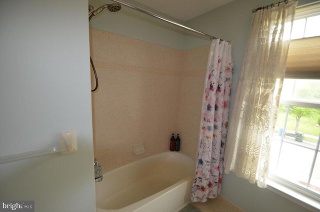 5 EINSTEIN WAY, East Windsor, NJ 08512