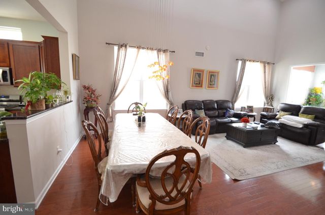 5 EINSTEIN WAY, East Windsor, NJ 08512