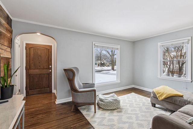 3534 Rhode Island Avenue S, Saint Louis Park, MN 55426