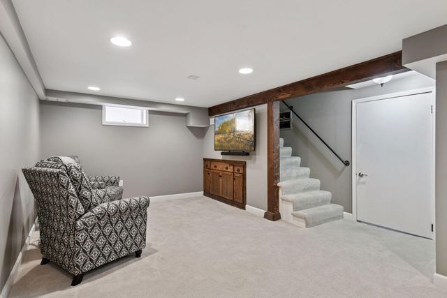 3534 Rhode Island Avenue S, Saint Louis Park, MN 55426