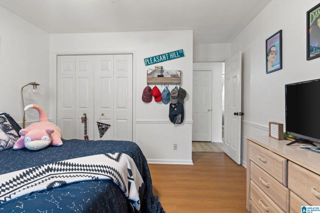 2129 MONTREAT WAY, Vestavia Hills, AL 35216