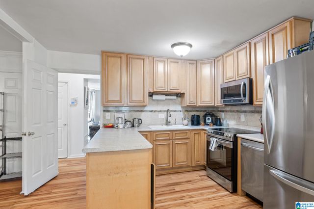 2129 MONTREAT WAY, Vestavia Hills, AL 35216