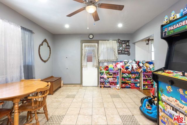 1191 Sunset Avenue, Pasadena, CA 91103