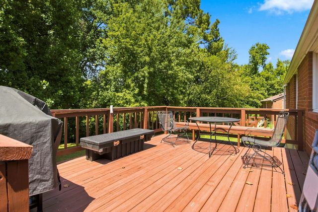310 Melpar Dr, Nashville, TN 37211
