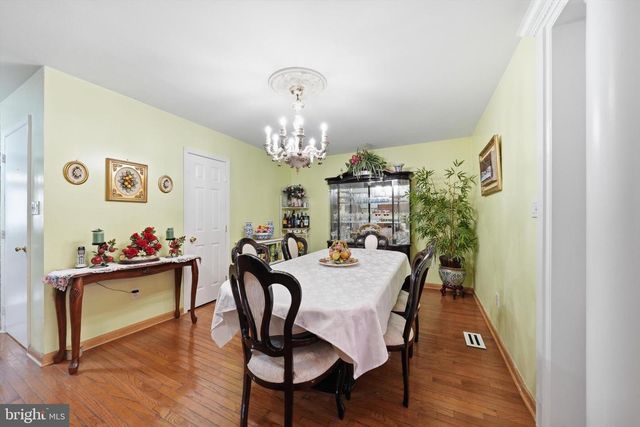 6600 LIVINGSTON RD, Oxon Hill, MD 20745