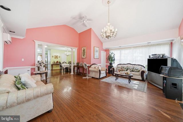 6600 LIVINGSTON RD, Oxon Hill, MD 20745