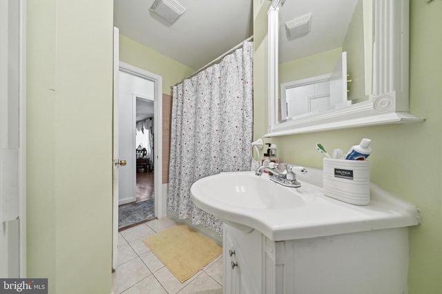 6600 LIVINGSTON RD, Oxon Hill, MD 20745