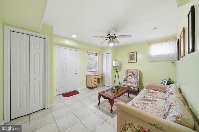 6600 LIVINGSTON RD, Oxon Hill, MD 20745