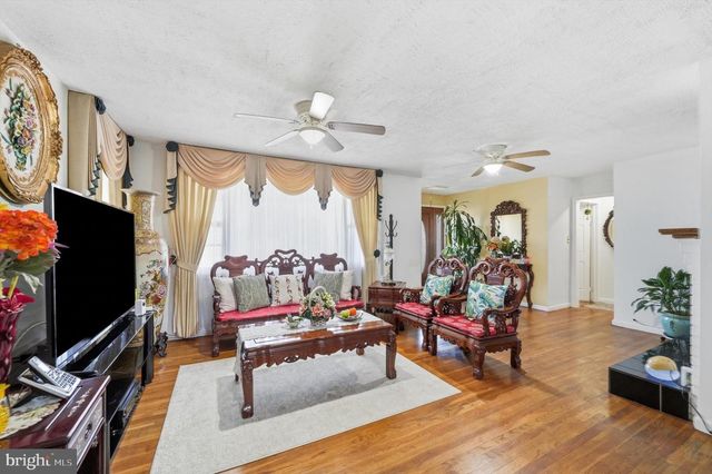 6600 LIVINGSTON RD, Oxon Hill, MD 20745