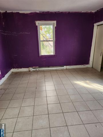 337 Hudson Street, Hackensack, NJ 07601