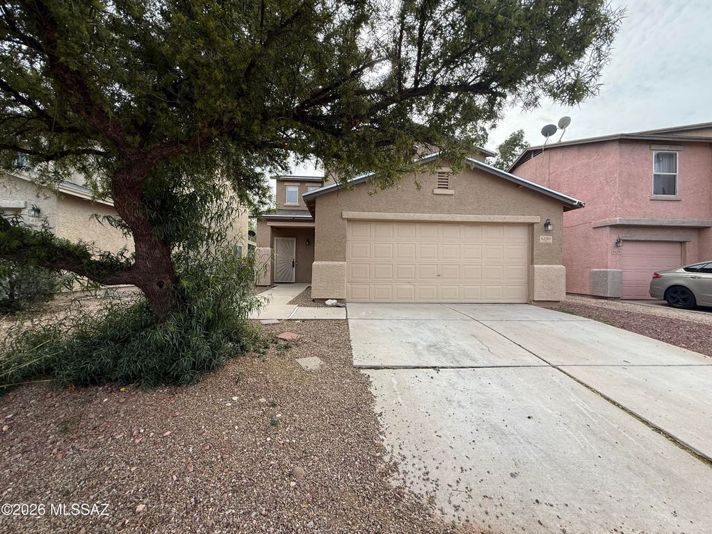 6180 E Bramble Street, Tucson, AZ 85756