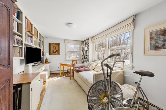 5 Shore Drive, Setauket, NY 11733