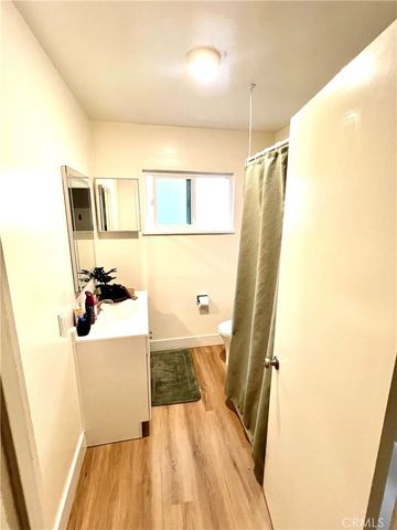 1250 E 3rd Street 8, Long Beach, CA 90802