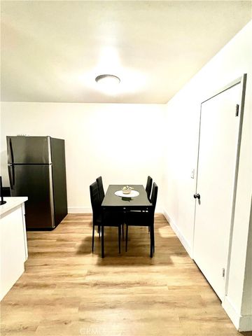 1250 E 3rd Street 8, Long Beach, CA 90802