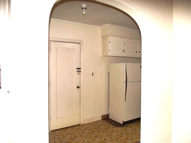 10 Presidents Ln 10, Quincy, MA 02169