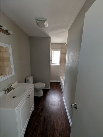 336 Dian Street, Burleson, TX 76028