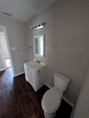 336 Dian Street, Burleson, TX 76028