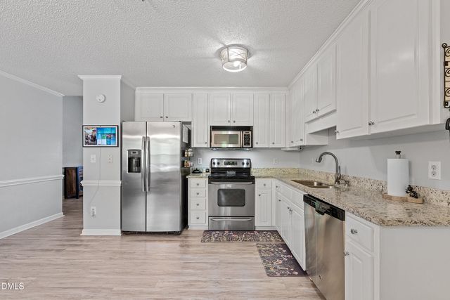 253 Skylar Lane, Four Oaks, NC 27524