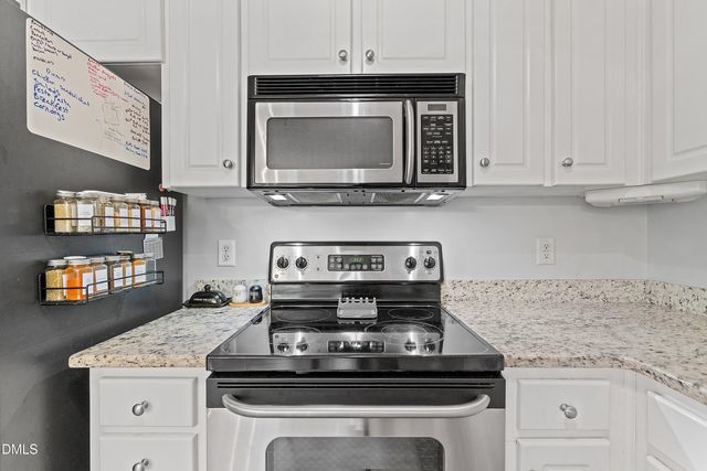 253 Skylar Lane, Four Oaks, NC 27524