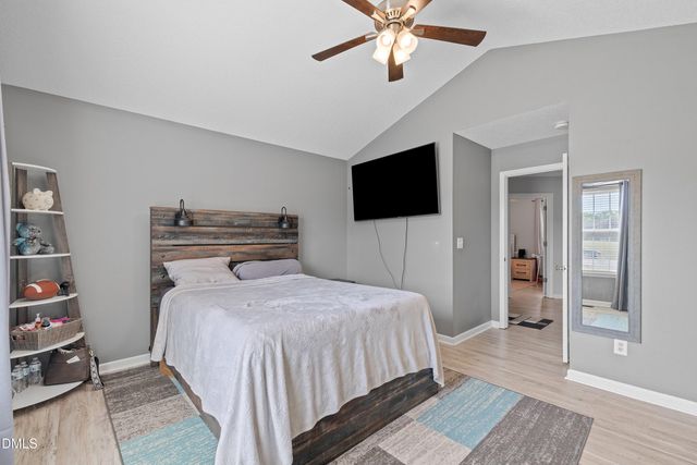 253 Skylar Lane, Four Oaks, NC 27524