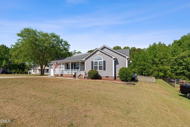 253 Skylar Lane, Four Oaks, NC 27524