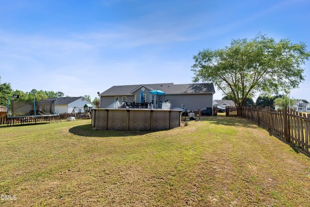 253 Skylar Lane, Four Oaks, NC 27524