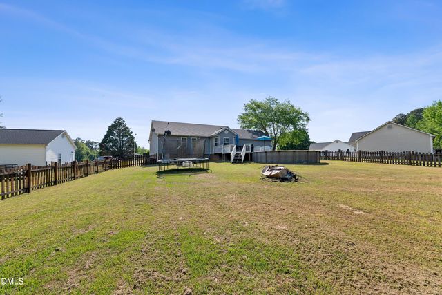 253 Skylar Lane, Four Oaks, NC 27524