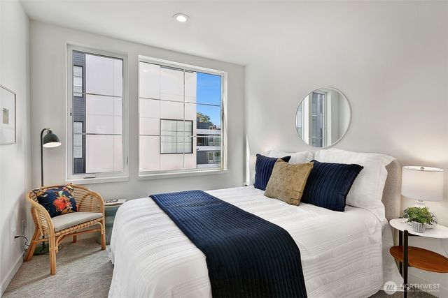 1301 E 31st Avenue S, Seattle, WA 98144