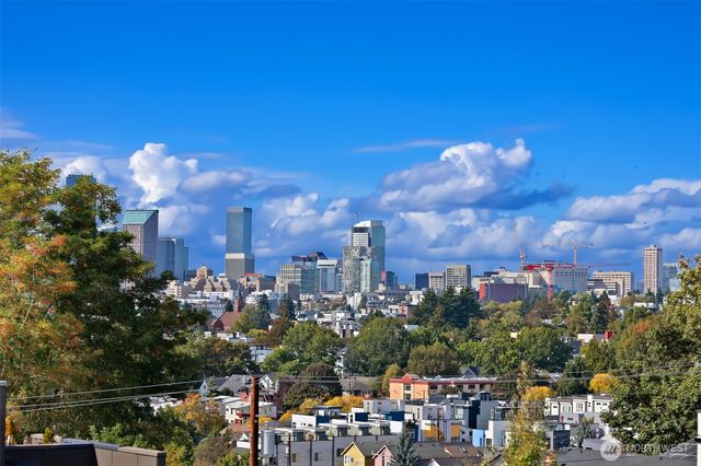 1301 E 31st Avenue S, Seattle, WA 98144